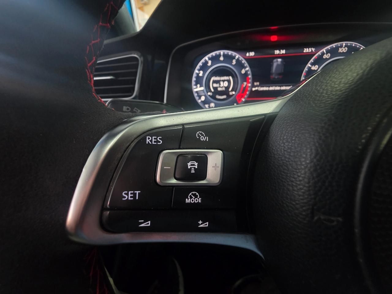 Volkswagen Golf 7.5 2.0 TSI 230CV GTI 7,5 MANUALE TETTO