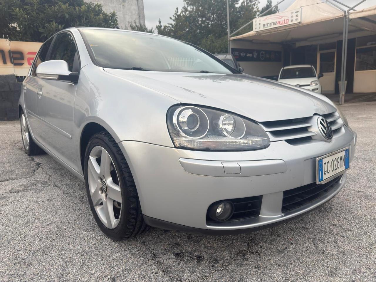 Volkswagen Golf 2.0 16V TDI 5p. Sportline
