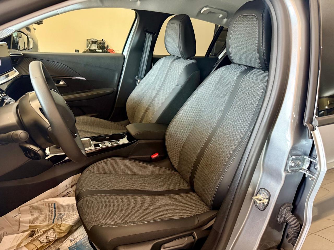 Peugeot 208 PureTech 100 Stop&Start 5 porte Allure