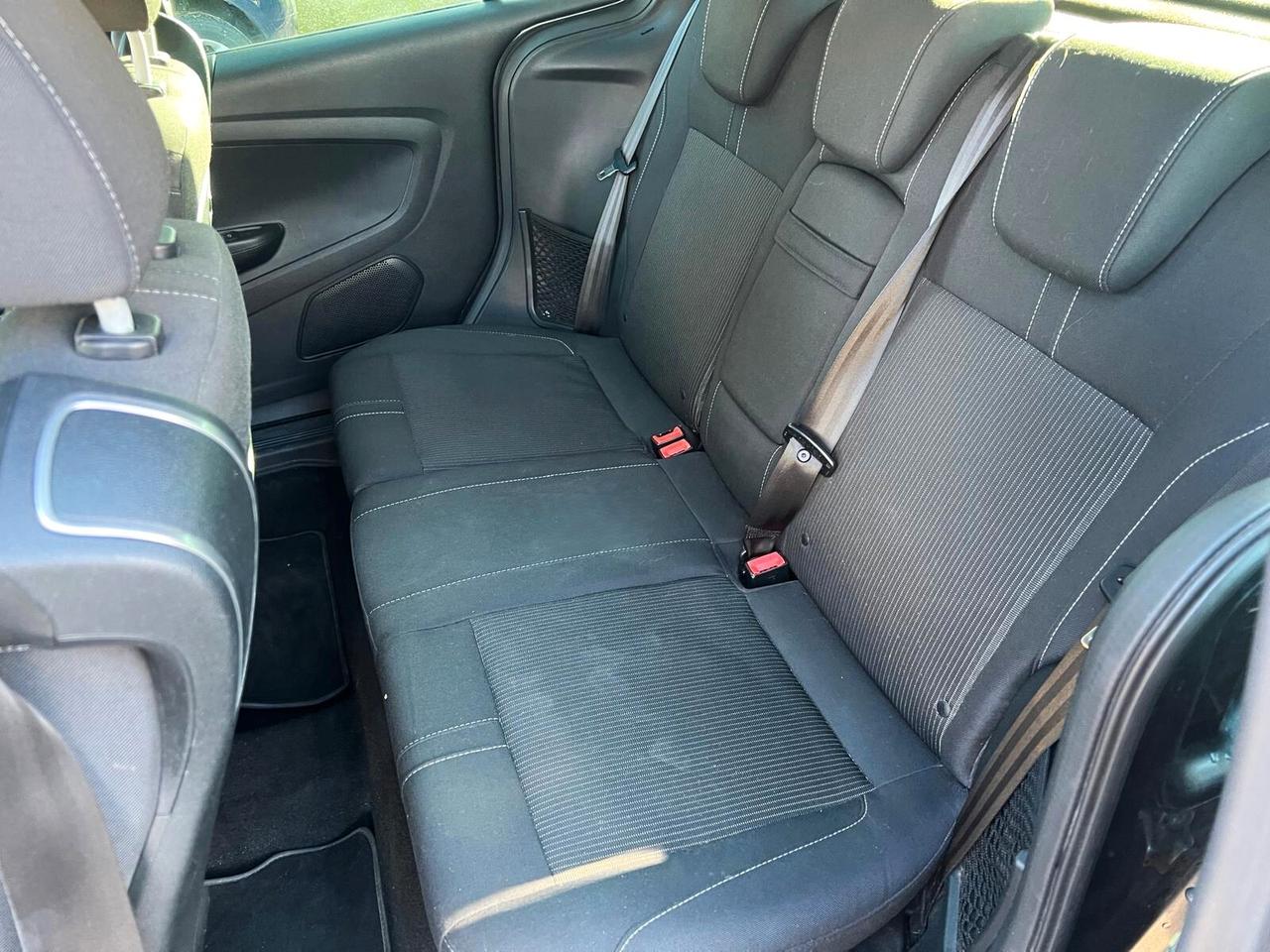 FORD B-MAX 1.4 GPL Titanium - 2016