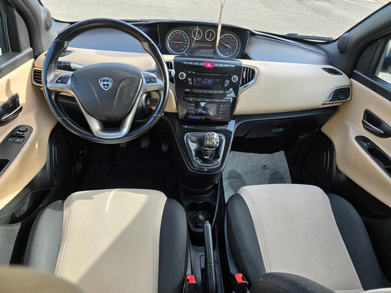 Lancia Ypsilon 1.2 69 CV 5 porte GPL Ecochic Gold