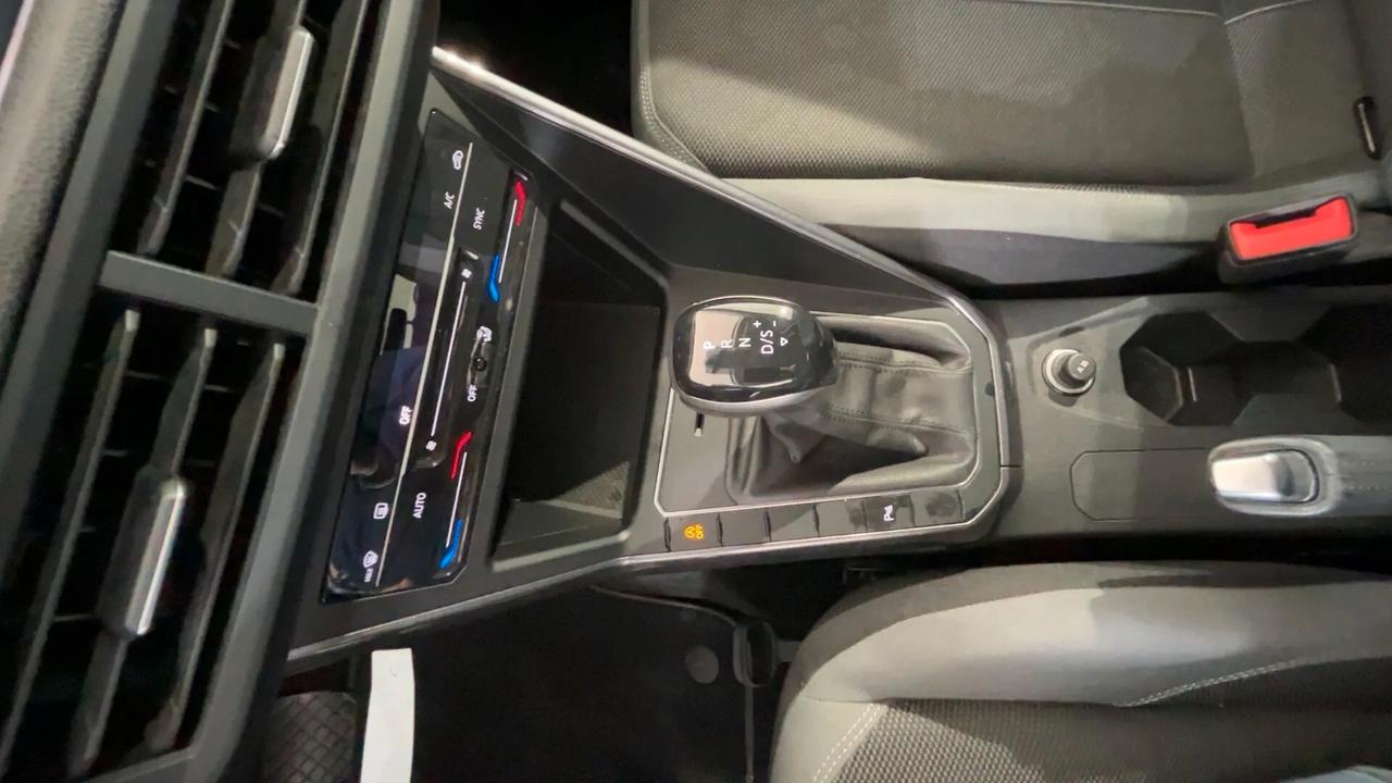 Volkswagen Polo 1.0 TSI DSG Style