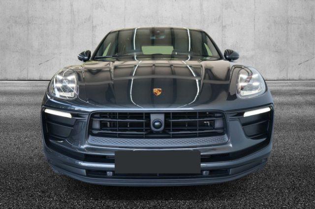 PORSCHE Macan 2.0