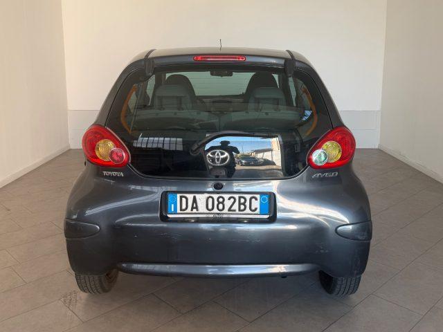 TOYOTA Aygo 1.0 12V VVT-i 3. porte Sol