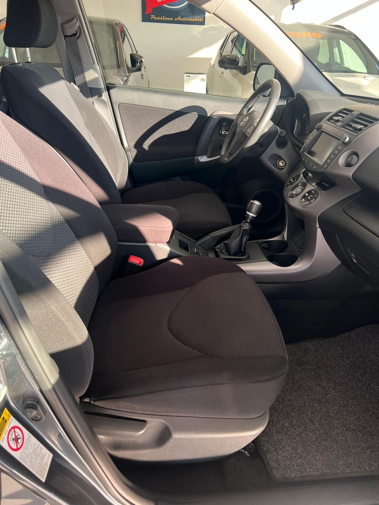 Toyota RAV 4 RAV4 2.2 D-4D 177 CV Luxury