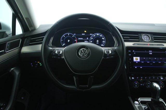 VOLKSWAGEN Passat Variant 2.0 TDI DSG Executive BlueMotion Tech.