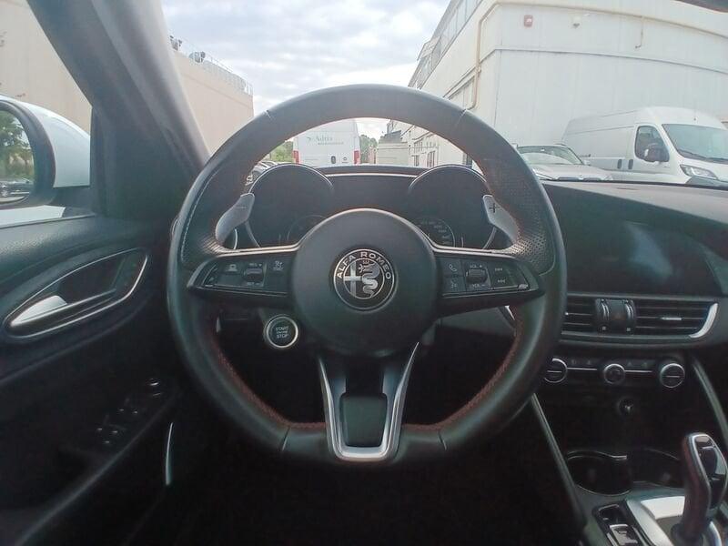 Alfa Romeo Giulia 2.2 Turbo Diesel 160CV Business AT8