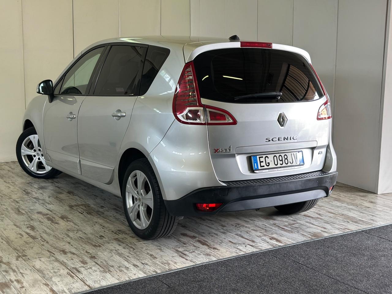 Renault Scenic Scénic X-Mod 1.9 dCi 130CV Luxe Ok Neopatentati