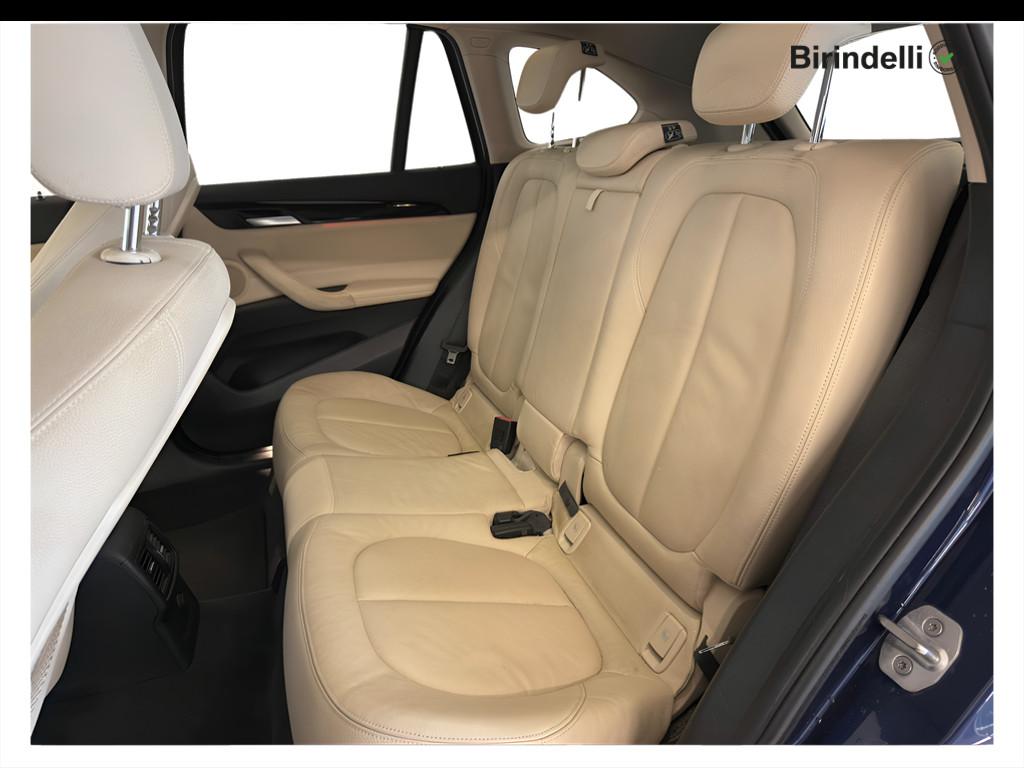 BMW X1 (F48) - X1 xDrive20d Business