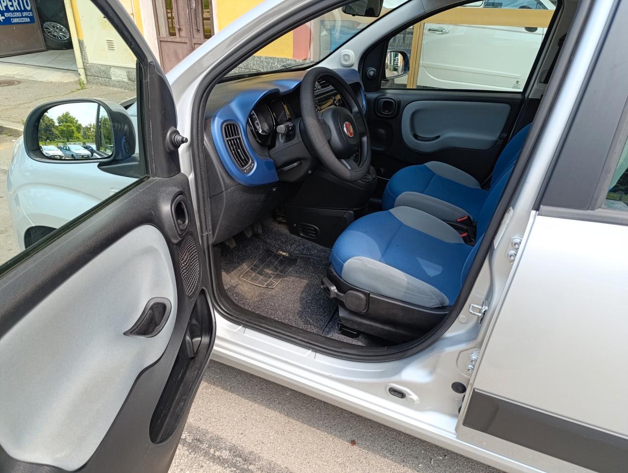 Fiat Panda 1.2 LOUNGE 5 POSTI