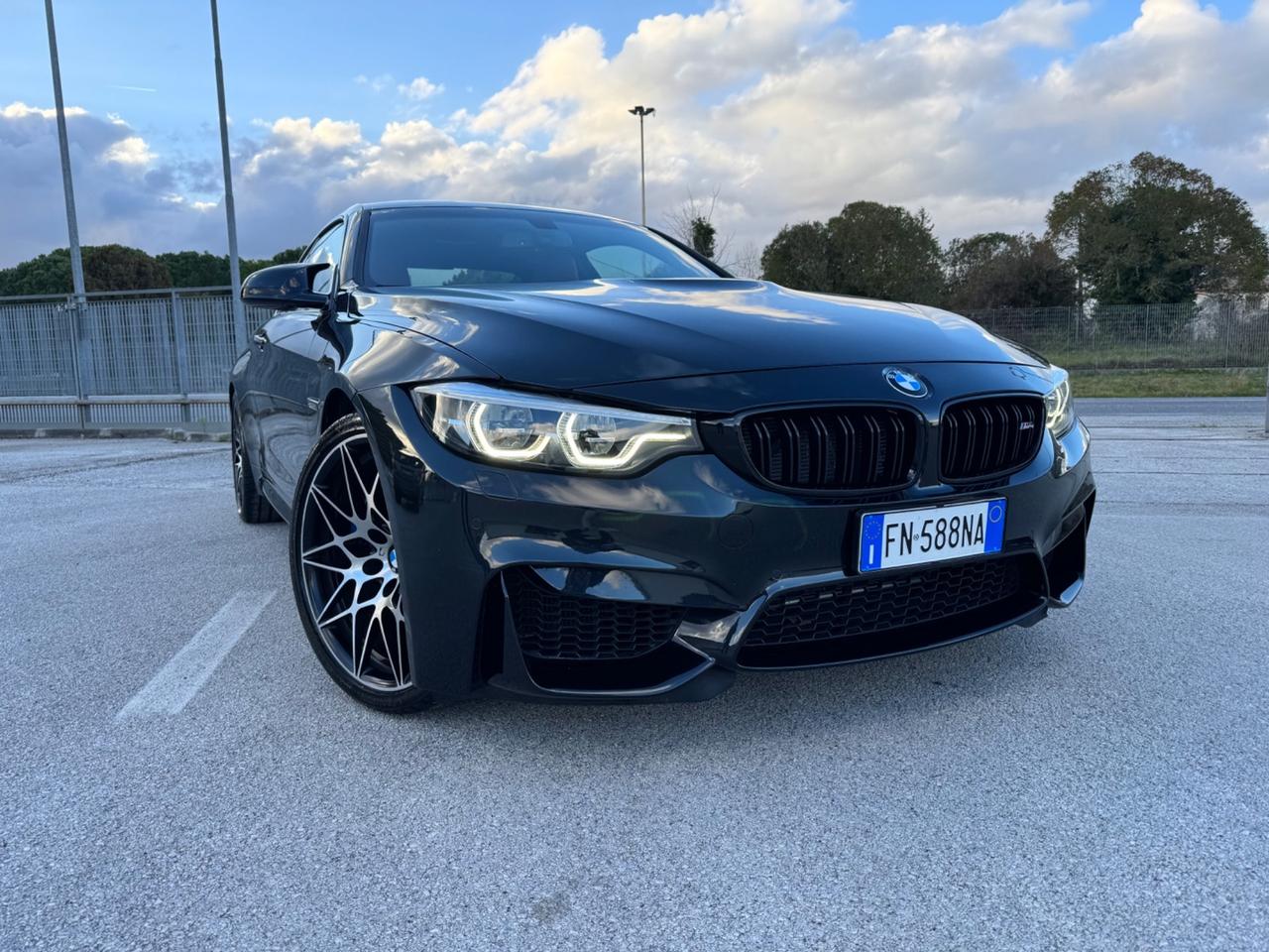 Bmw M4 COMPETITION COUPE