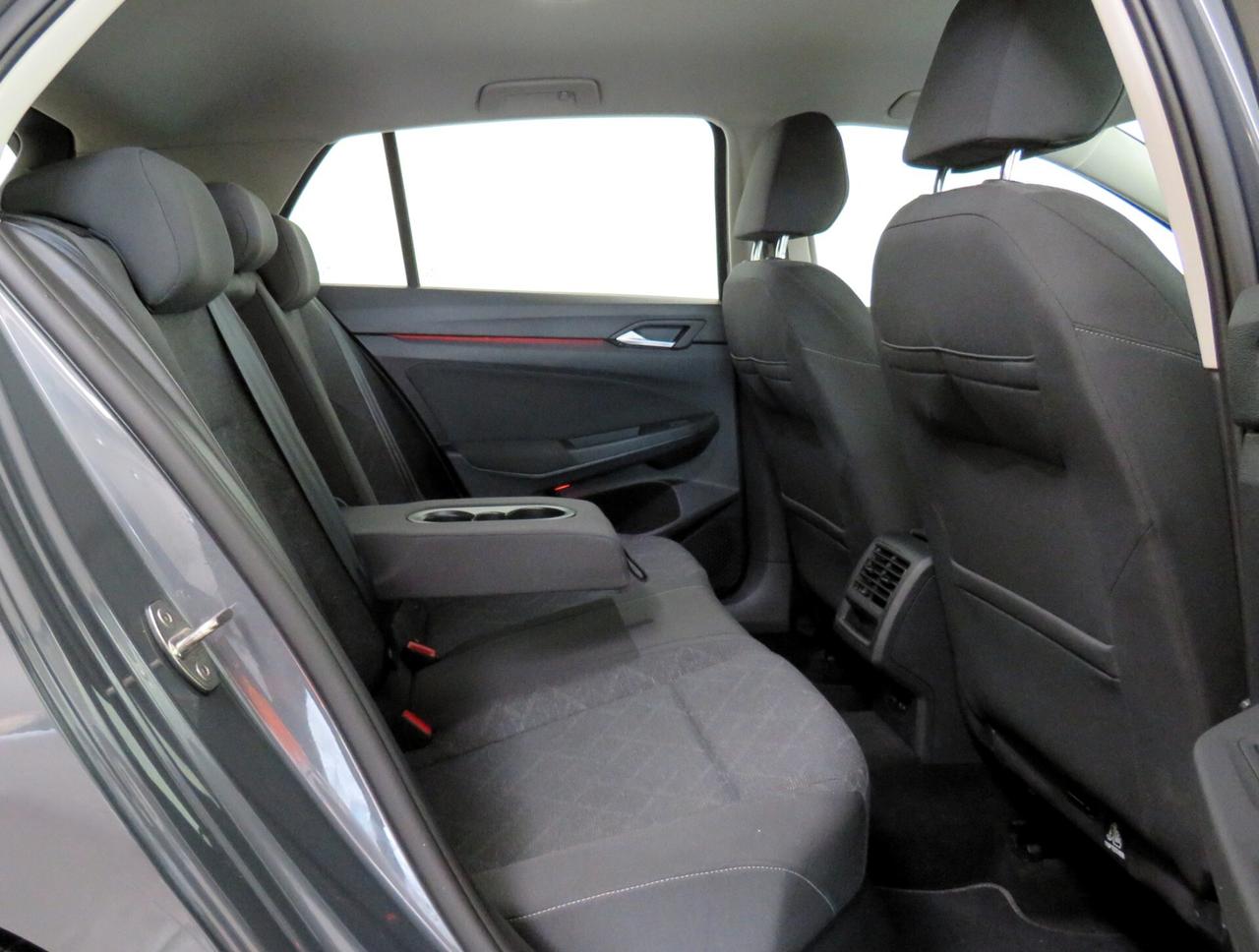 Volkswagen Golf 1.0 eTSI EVO DSG Life