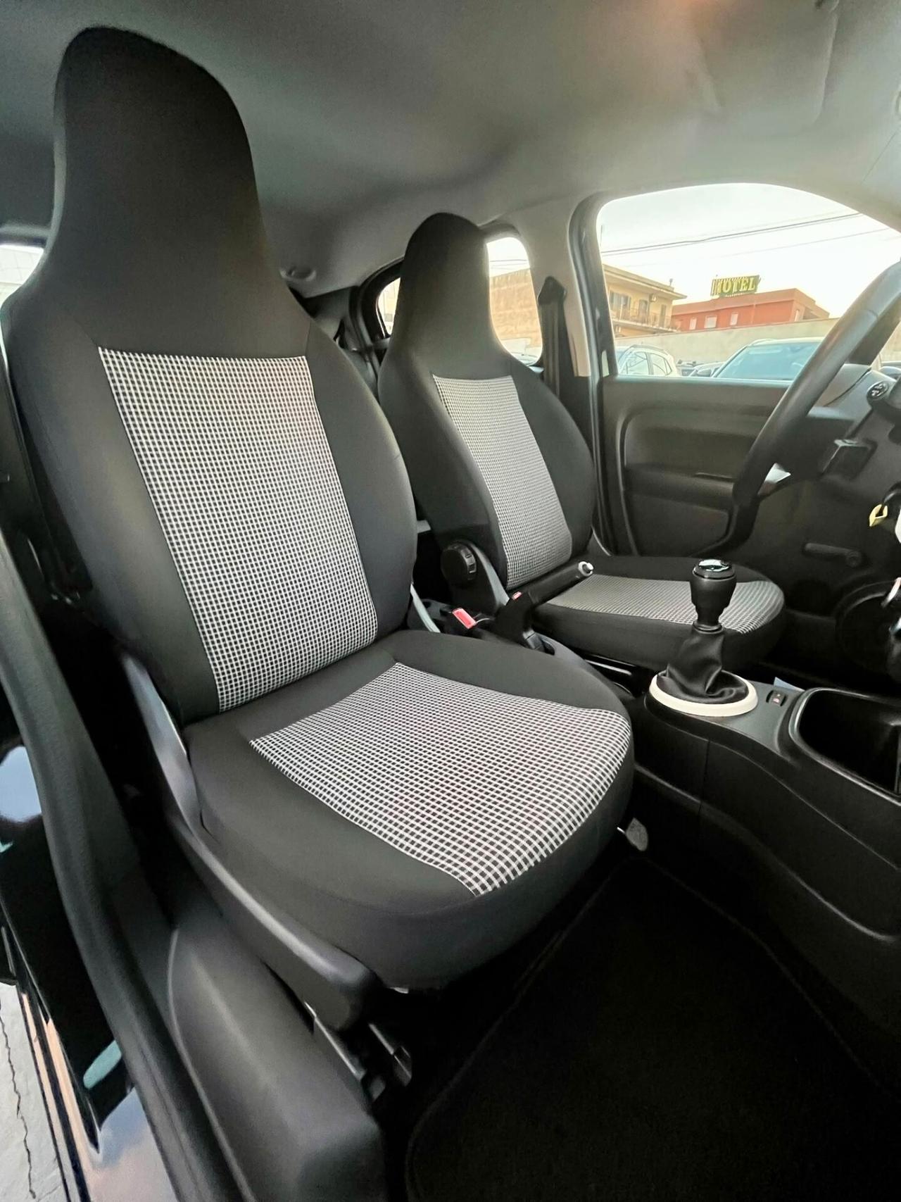Renault Twingo SCe 65 CV Duel