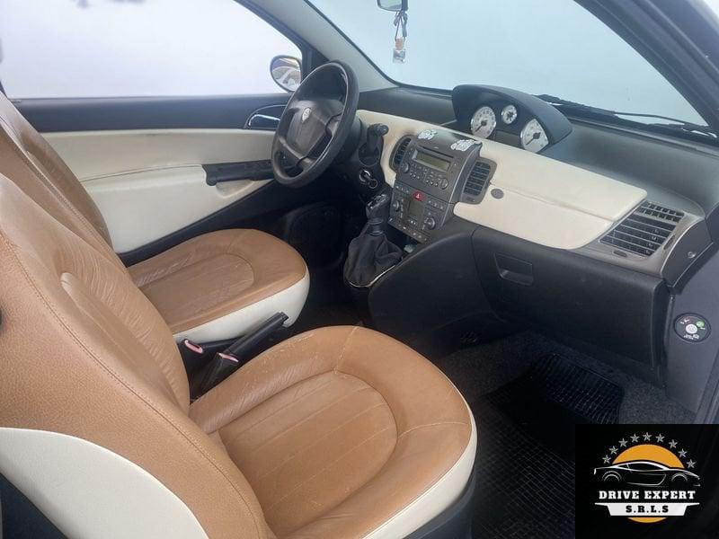 Lancia Ypsilon Ypsilon 1.2 16V Argento