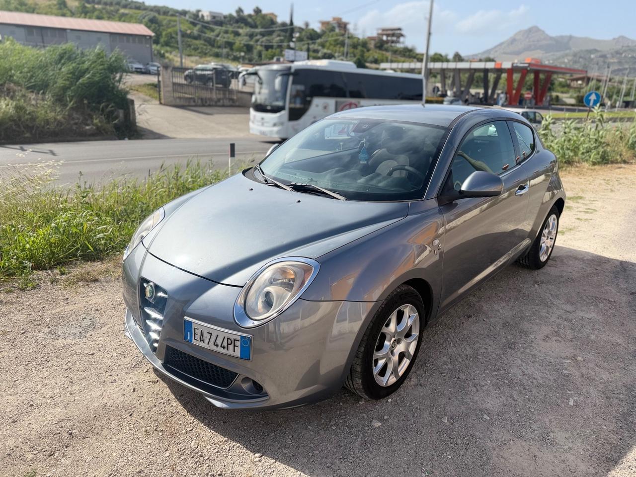 Alfa Romeo MiTo 1.6 JTDm 16V Distinctive Premium Pack