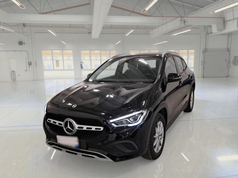 MERCEDES-BENZ GLA 180 D AUTOMATIC BUSINESS EXTRA CROSSOVER