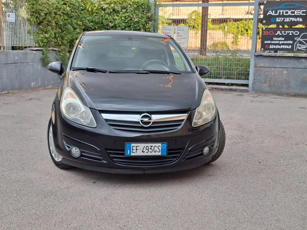 Opel Corsa 1.2 3 porte Sport