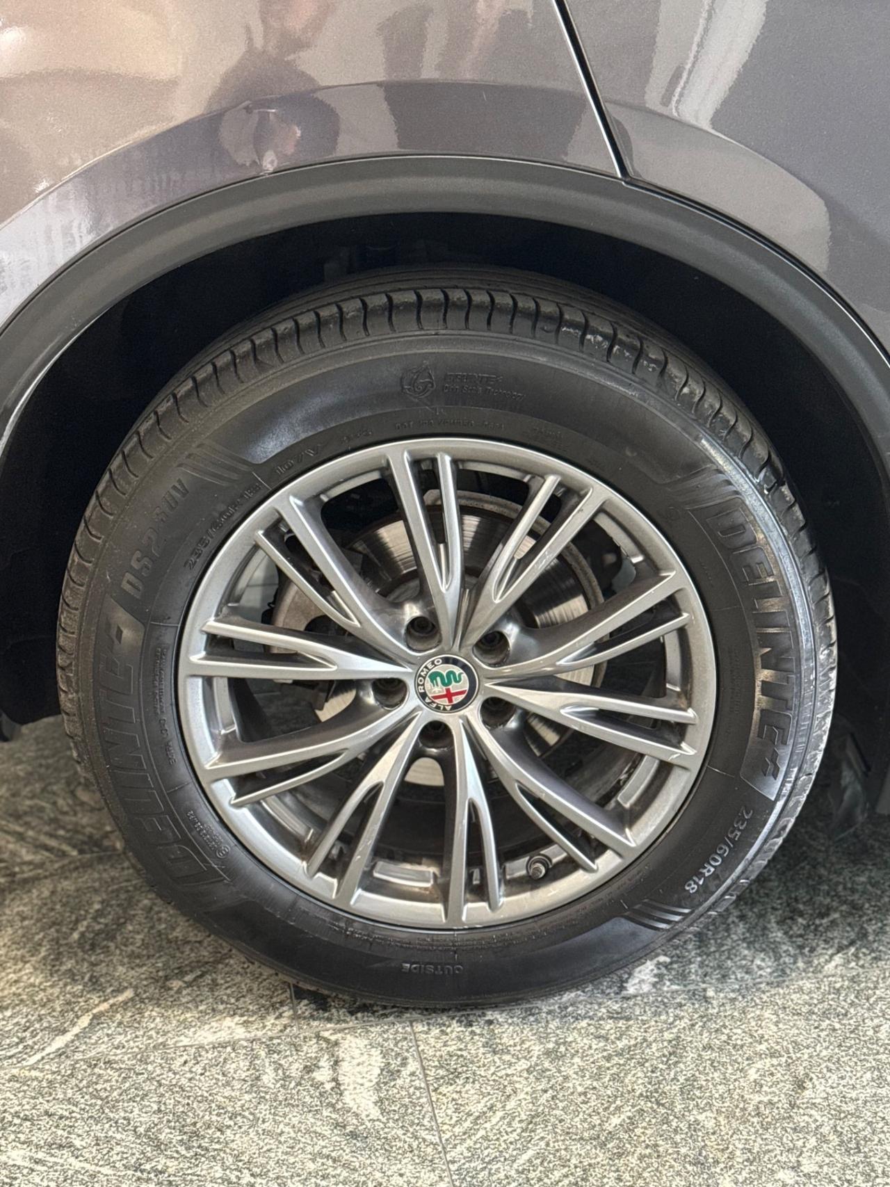 Alfa Romeo Stelvio 2.2 Turbodiesel 180 CV AT8 RWD Super