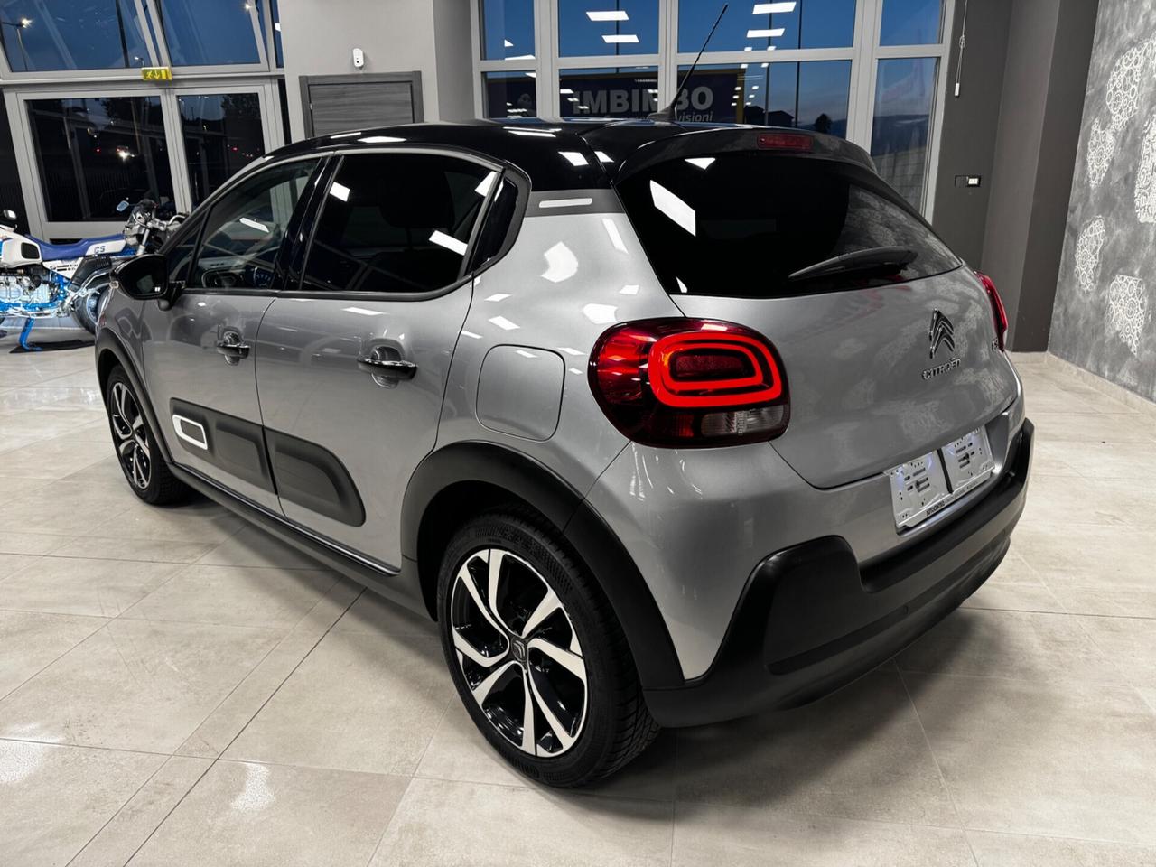 CITROEN C3 1.2 BENZINA MY2022 SHINE