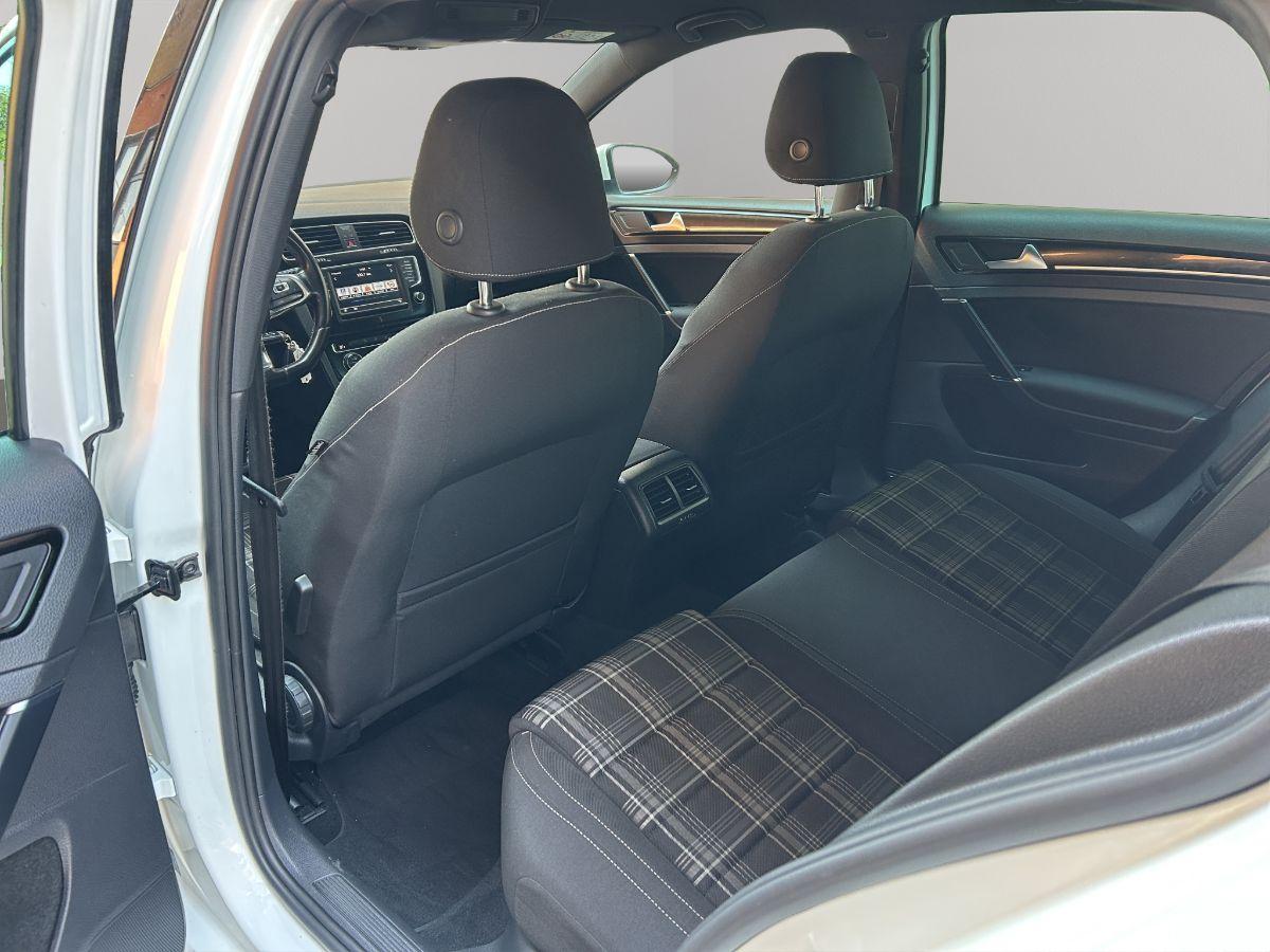 VOLKSWAGEN - Golf - GTD 2.0 TDI 184CV 5p. BlueMotion Technology