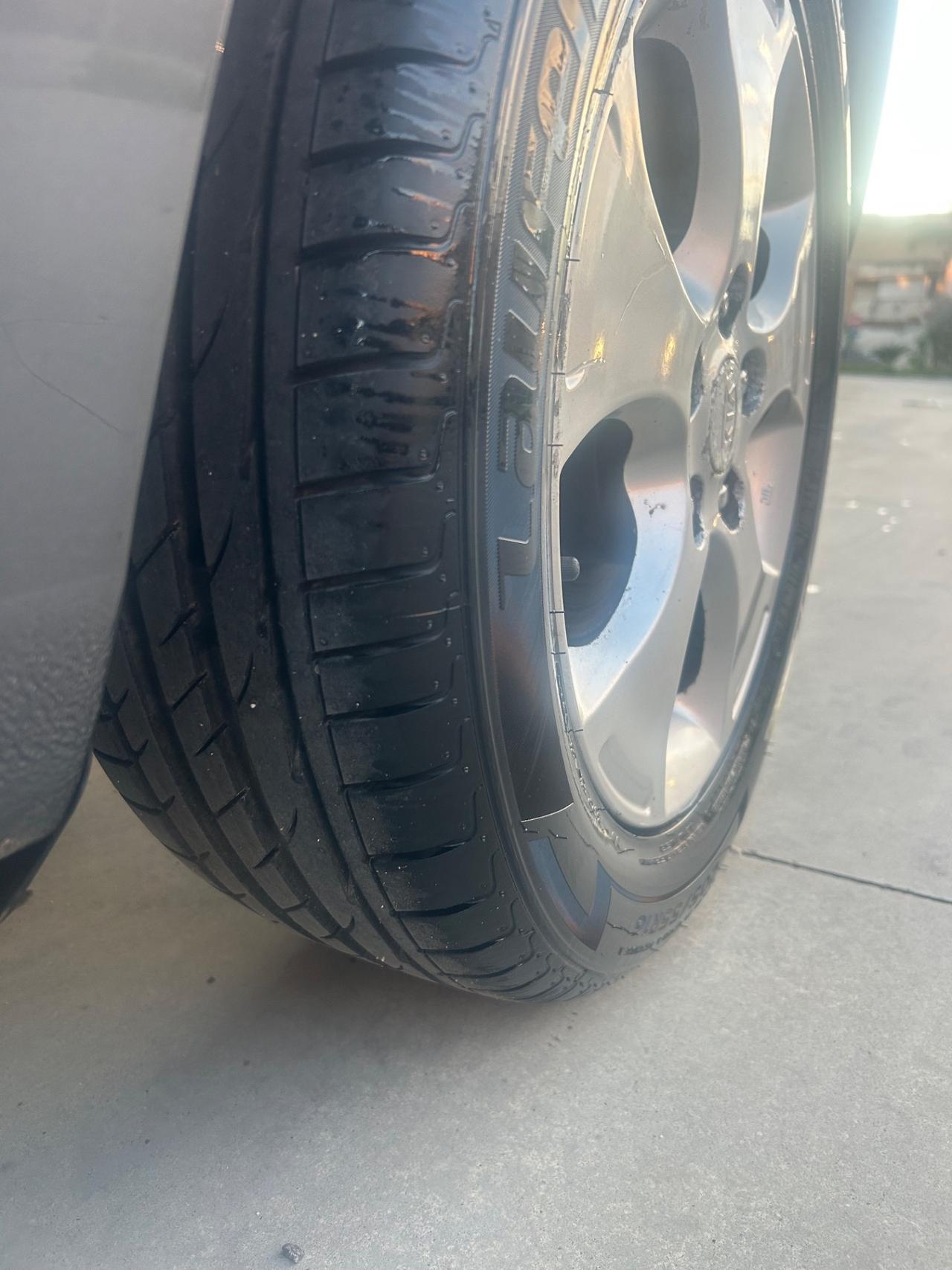 Kia Venga 1.4 CRDi 90CV WGT EX