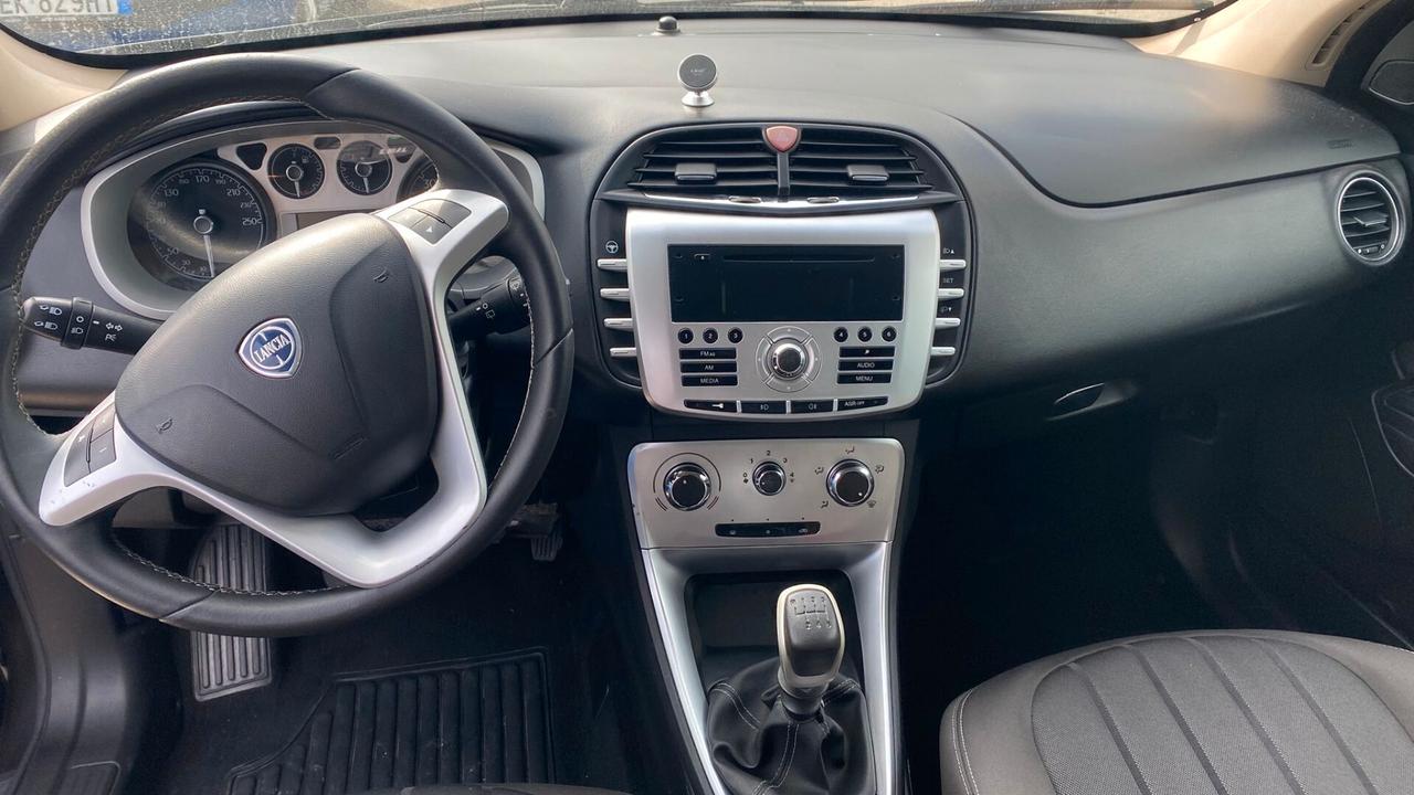 Lancia Delta 1.6 MJT DPF Gold 120cv