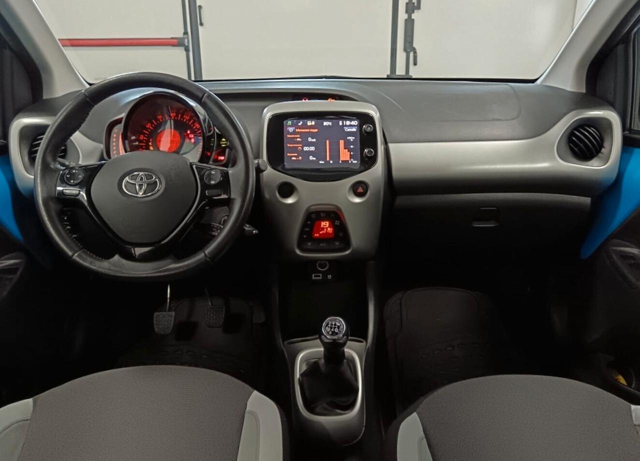 Toyota Aygo 1.0 NEOPATENTATI 5 porte x-wave