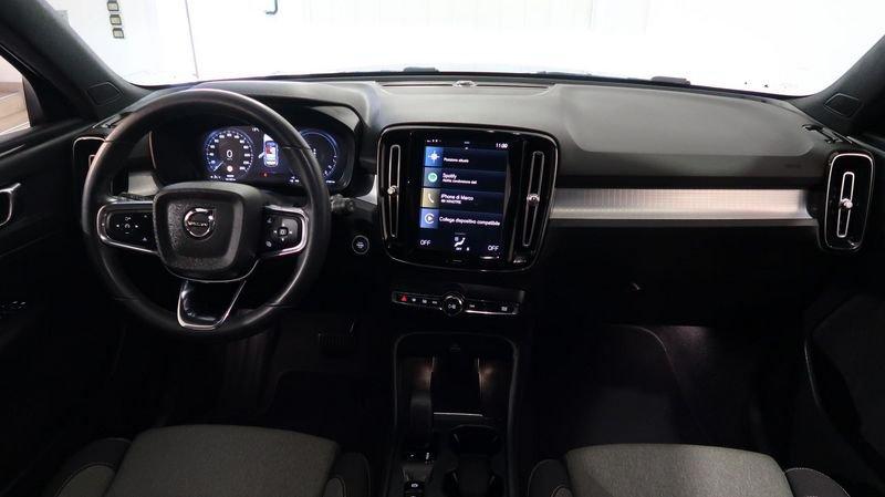 Volvo XC40 Recharge T4 Plug-in Hybrid auto Recharge Core