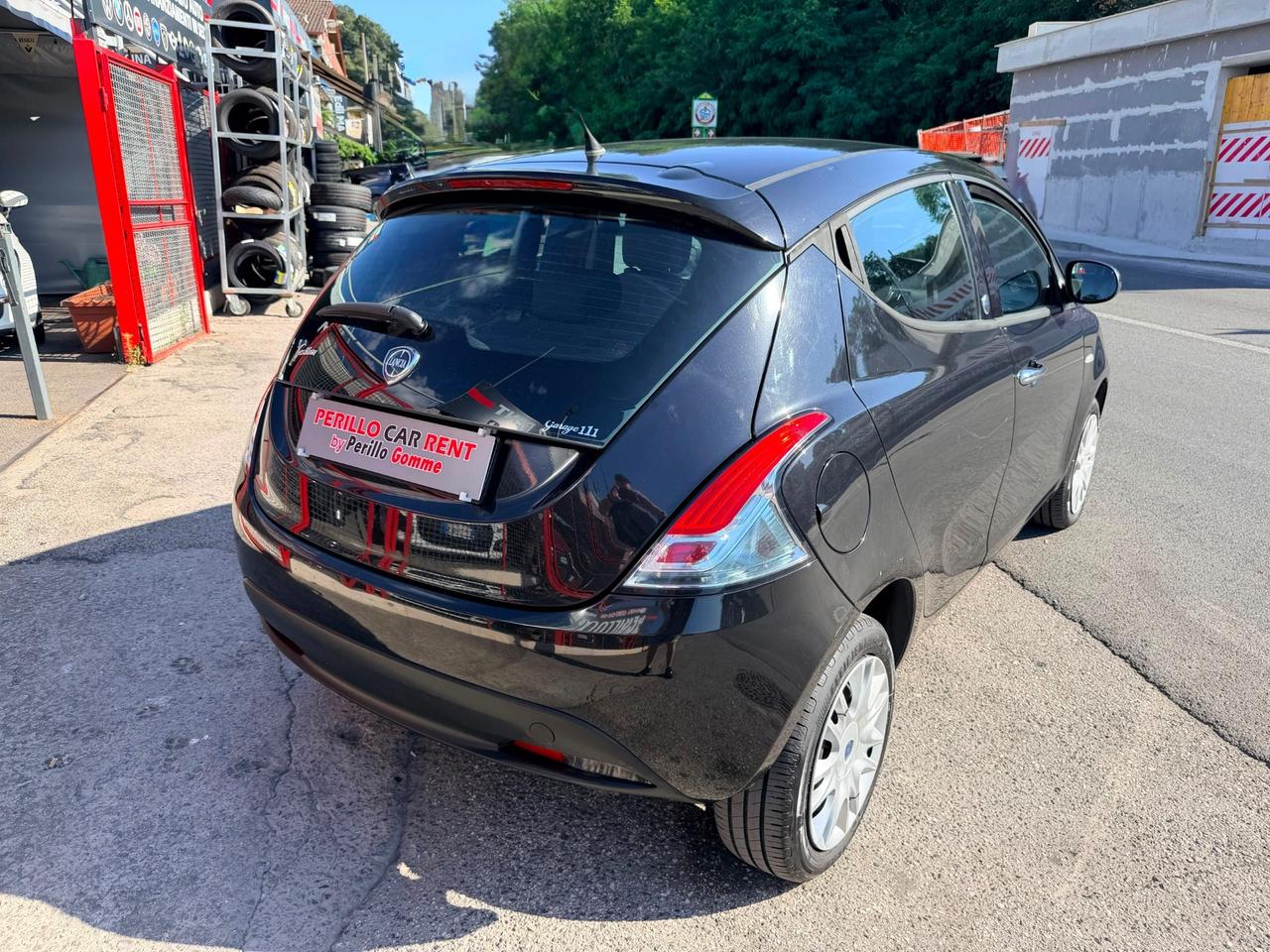 Lancia Ypsilon 1.2 69 CV 5 porte GPL Ecochic Gold