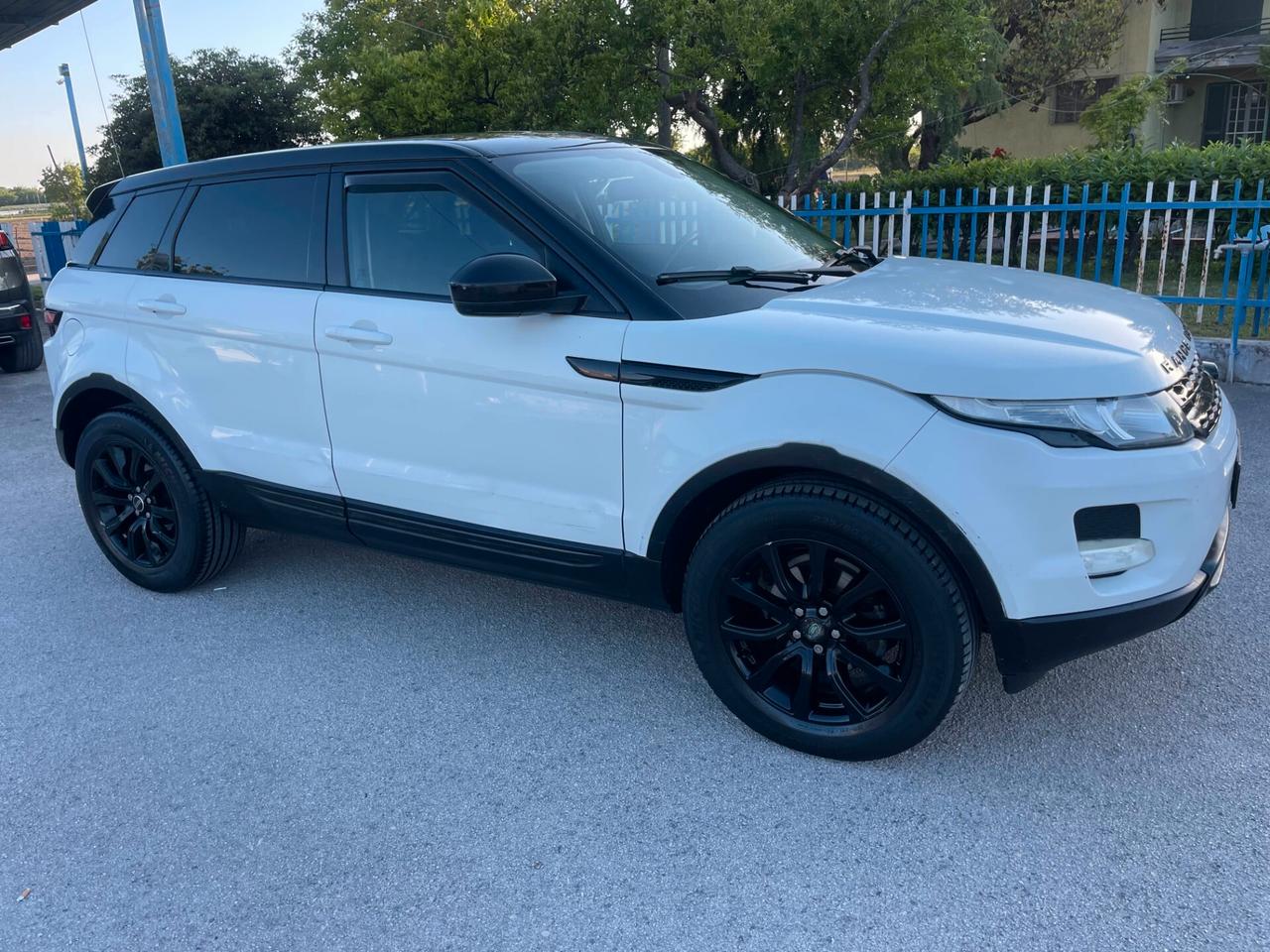 Land Rover Range Rover Evoque 2.2 Sd4 5p. Dynamic