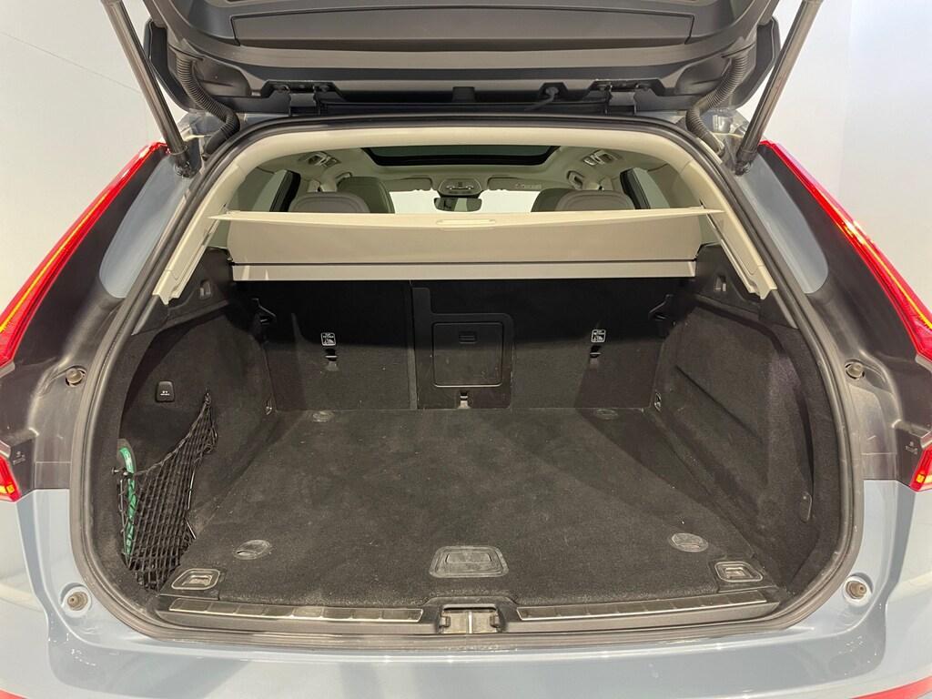 VOLVO XC60 II Promiscuo B4 2.0d Hybrid 197CV Autom. Inscription (MHEV) AUTOCARRO/IVA...