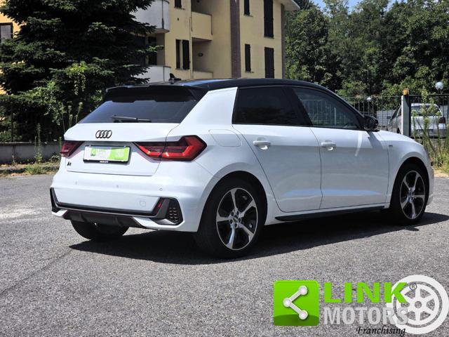 AUDI A1 25 1.0 95cv S Line Identity Black