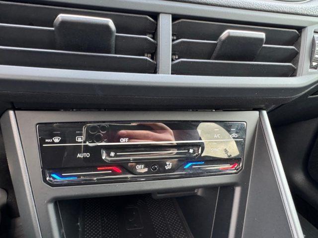 VOLKSWAGEN Taigo 1.0 TSI 110 CV R-Line