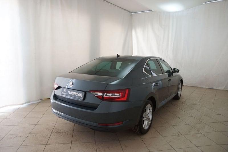 Skoda Superb 2.0 TDI DSG Style