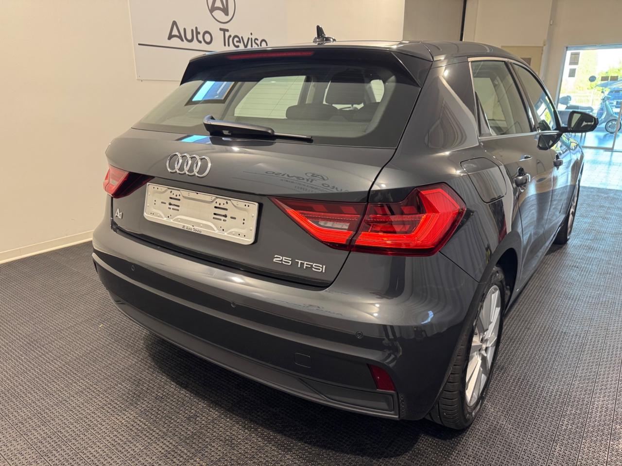 Audi A1 SPB 30 TFSI S tronic Admired