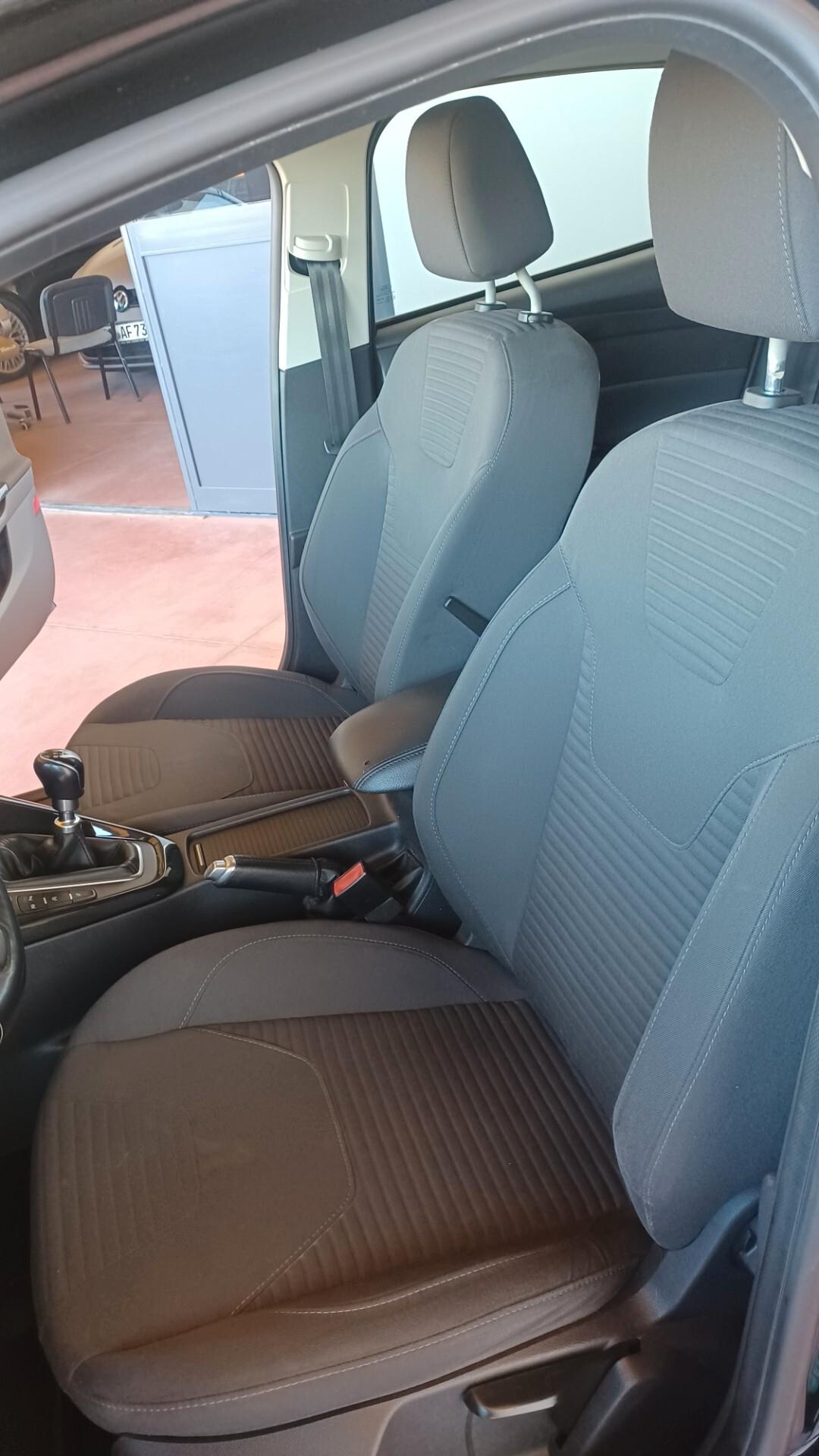 Ford Focus 1.5 TDCI 120 CV TITANIUM