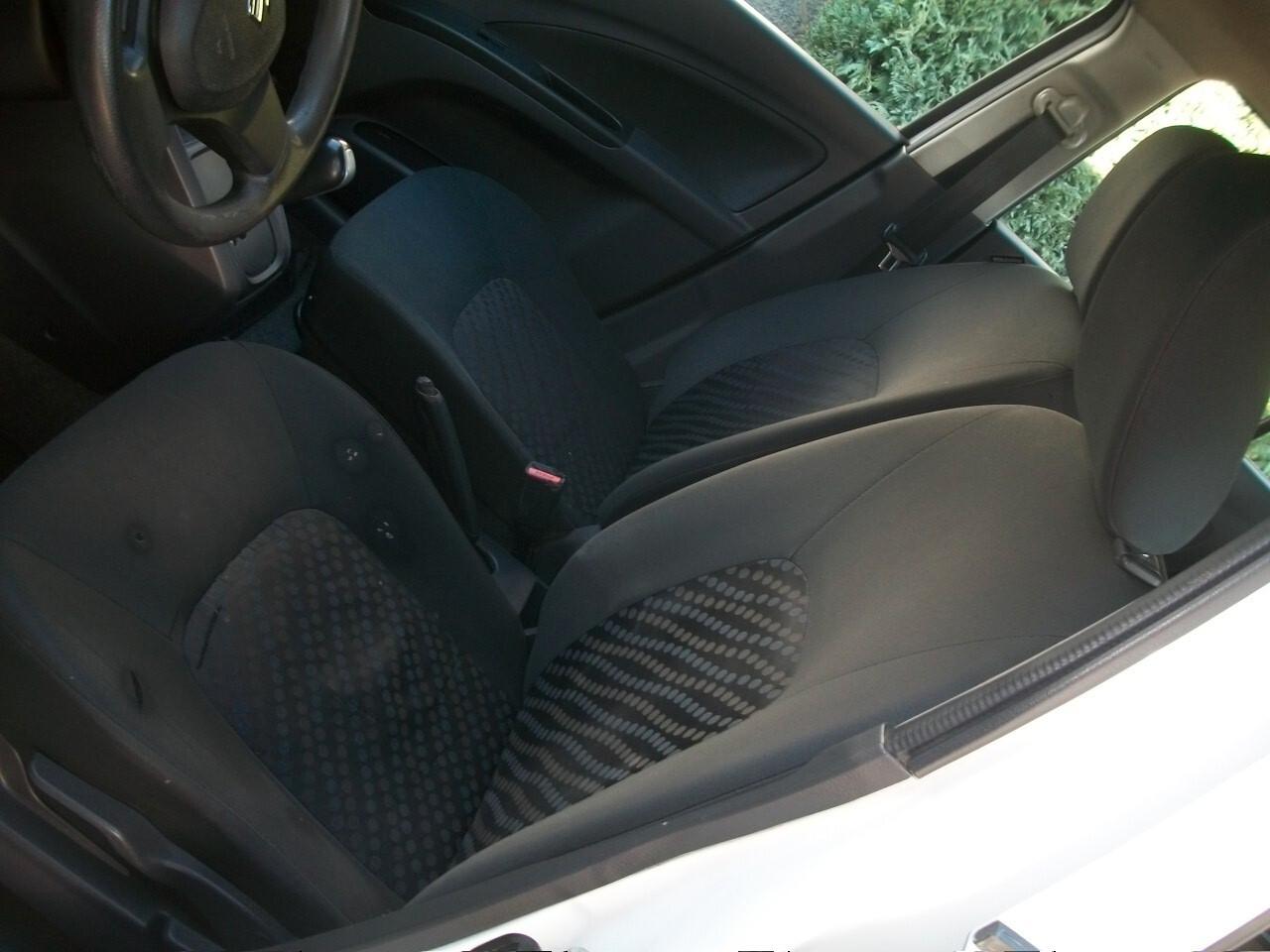 Suzuki Celerio 1.0 Style AUTOMATICA CC 1000 BENZINA SI NEOPATENTATI GARANZIA UN ANNO