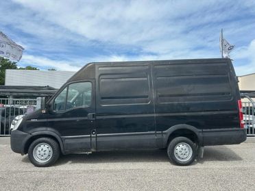 IVECO Daily 35S14 L2-H2 3.0 140CV Furgone