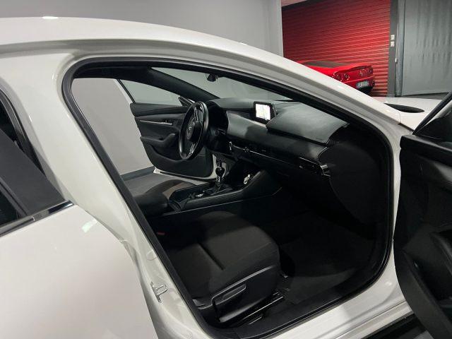 MAZDA 3 1.8L Skyactiv-D Executive