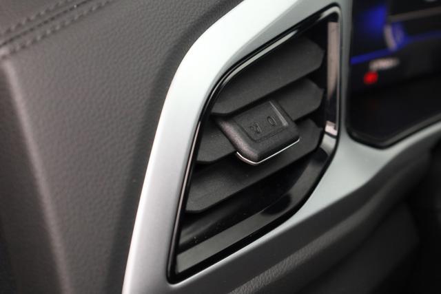 VOLKSWAGEN T-Roc 1.5 TSI Life