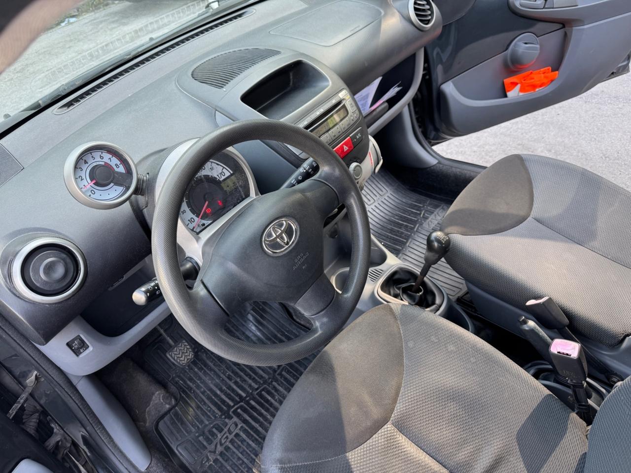 Toyota Aygo 1.0 12V VVT-i 5 porte - neopatentati 2006