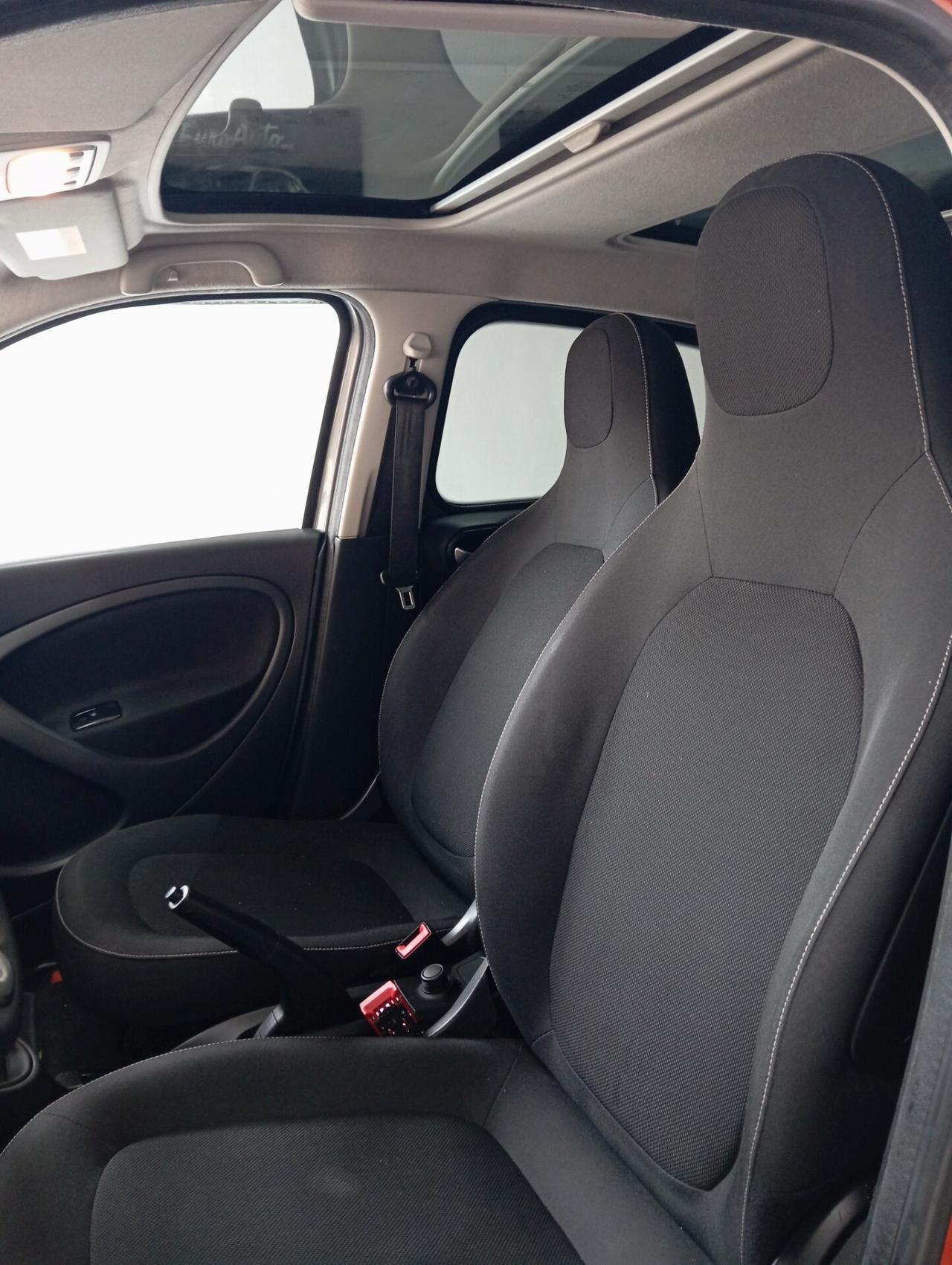 Smart ForFour 1.0 benzina 2015 CON GARANZIA