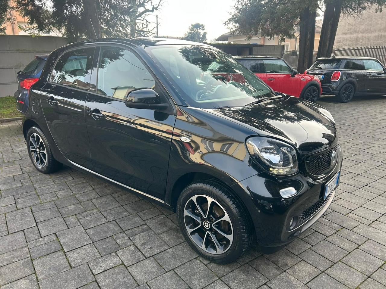 Smart ForFour 70 1.0 Passion TAGLIANDATA NEOPATENTATI
