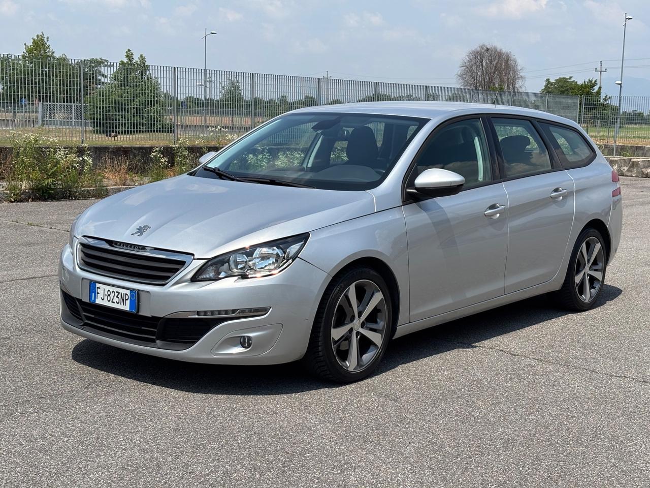 Peugeot 308 BlueHDi 1.6 120Cv GARANZIA