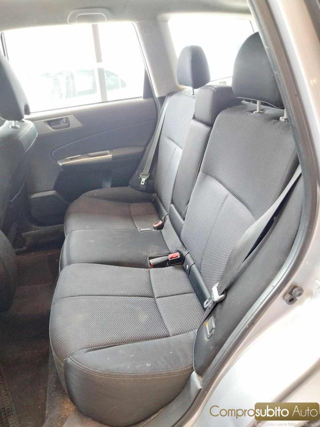 SUBARU Forester 2.0D MOTORE BATTE