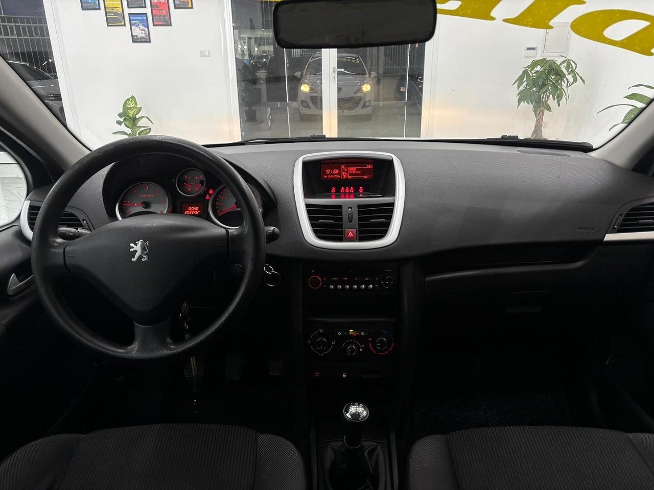 PEUGEOT 207 1.4 HDi 70CV ANNO 2010