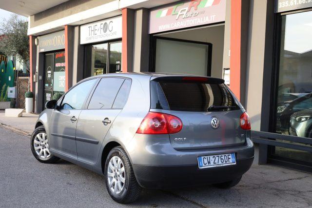 VOLKSWAGEN Golf V 1.6 Benzina 5 Porte Comfortline per NEOPATENTATI