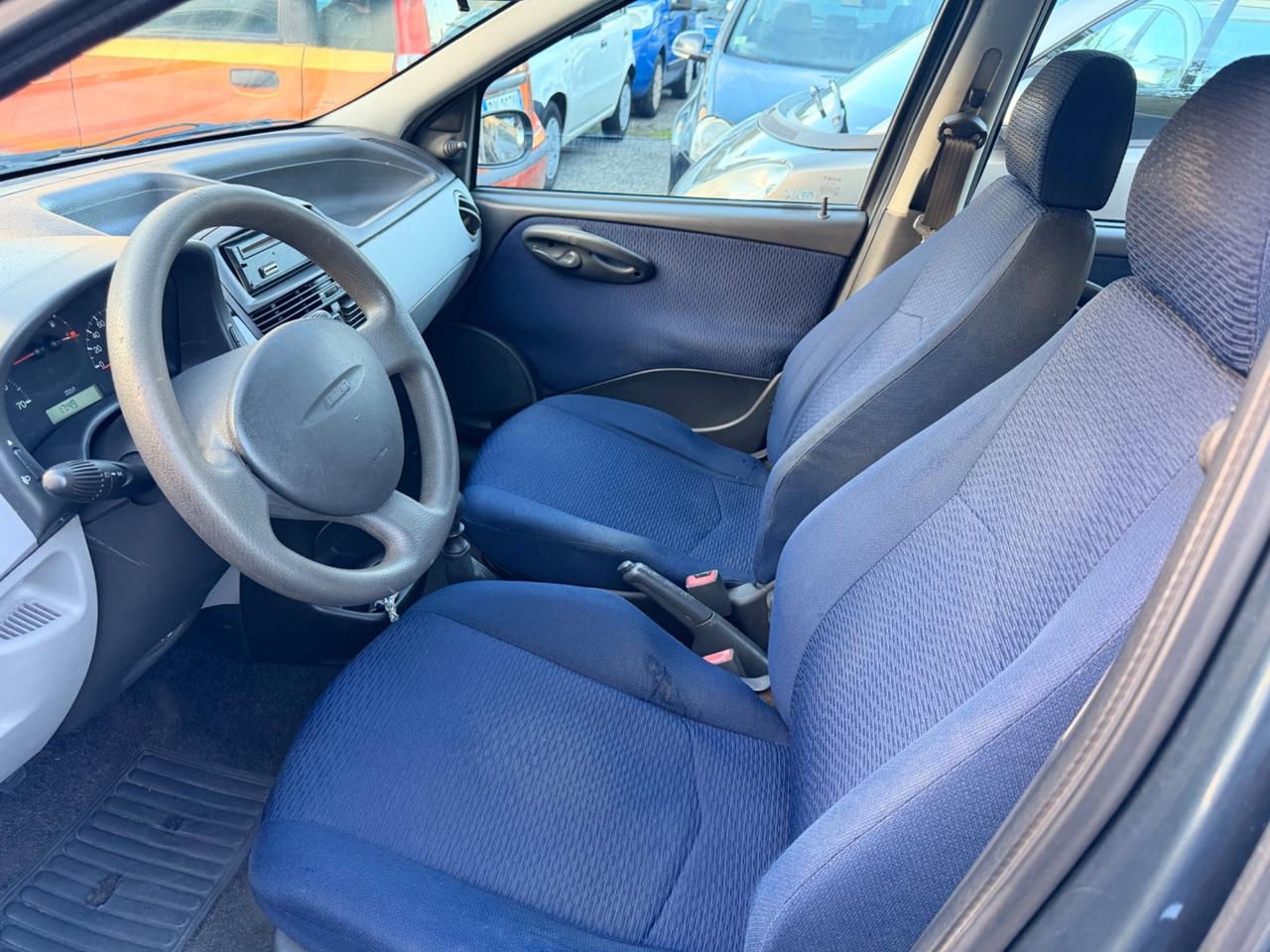 Fiat Punto 1.2i cat 5 porte ELX