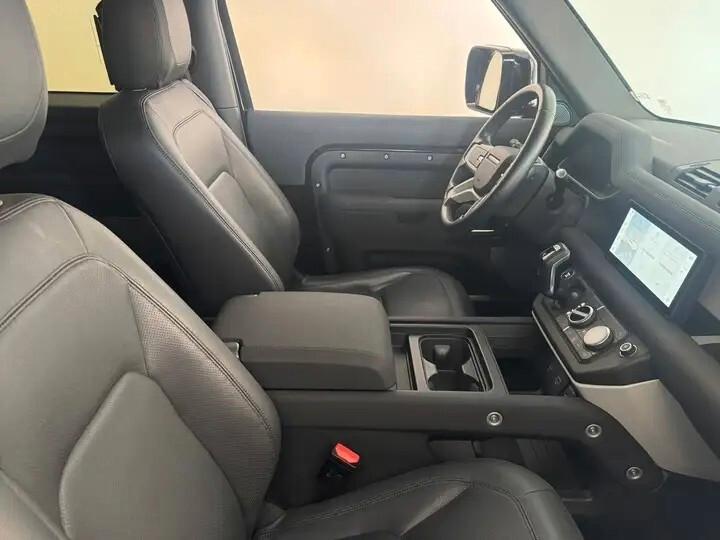 Land Rover Defender 90 3.0D I6 200 CV AWD Auto SE
