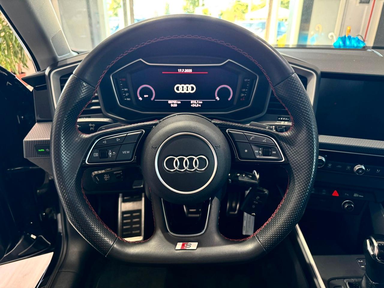 Audi A1 citycarver 30 TFSI S Tronic Identity Contrast